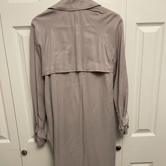 Aritzia Babaton Lawson Trench - Picture 4 of 4